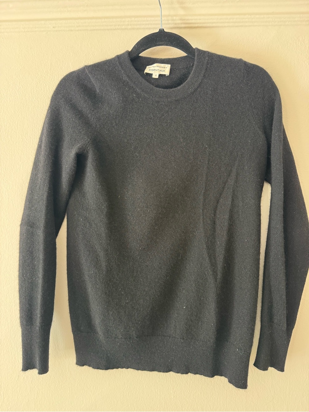 Black Crewneck women’s Sweater - Essentials
